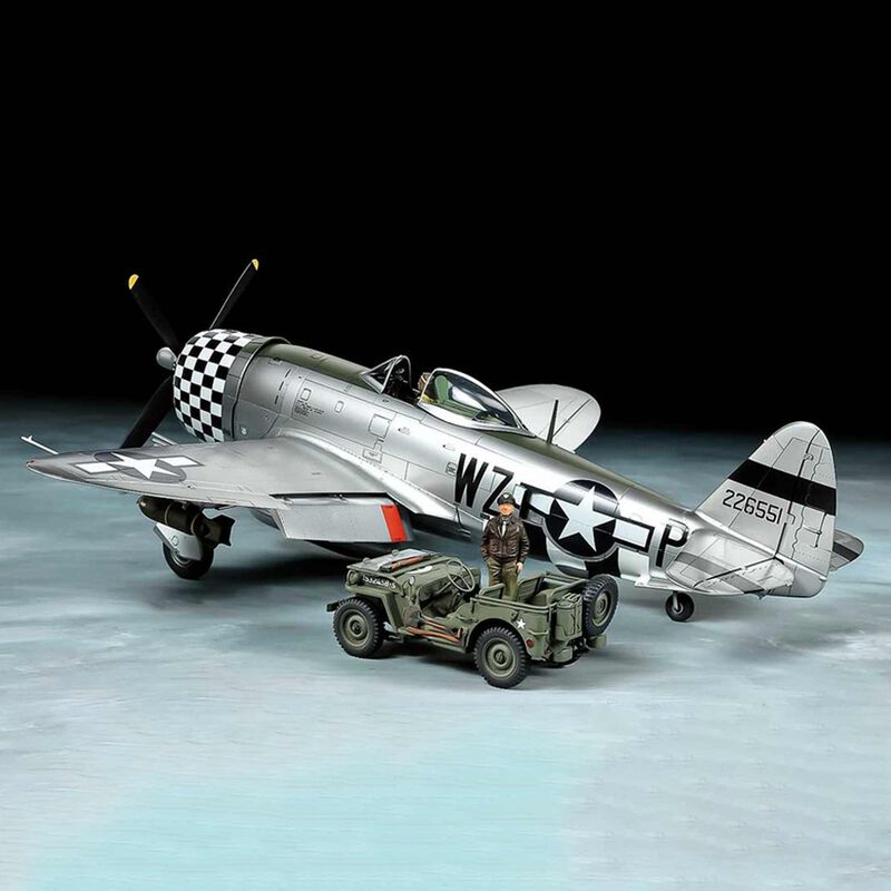 1/48 Republic P-47D Thunderbolt Bubbletop & 1/4-ton 4x4 Light Vehicle Set