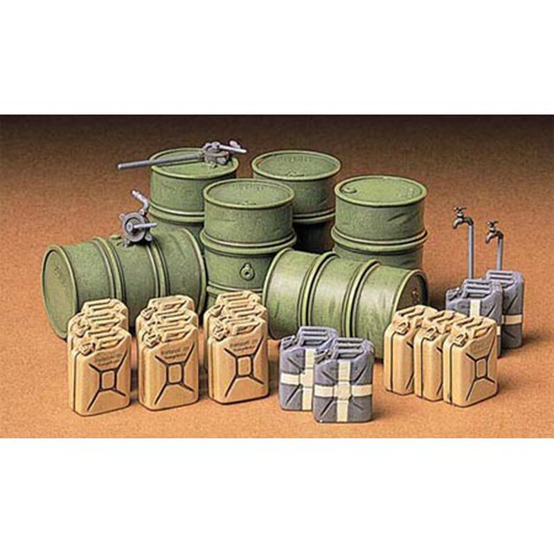 1/35 German Fuel Drum Set