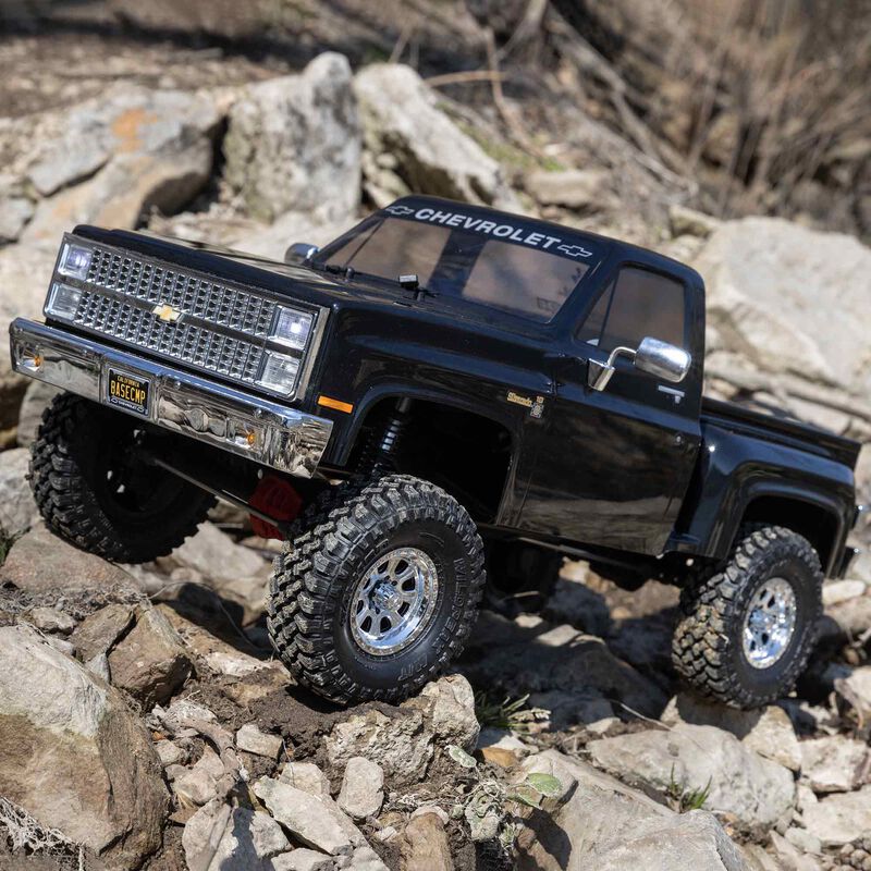 1/10 SCX10 III Base Camp 1982 Chevrolet K10 4X4 RTR Brushed Rock Crawler, Black