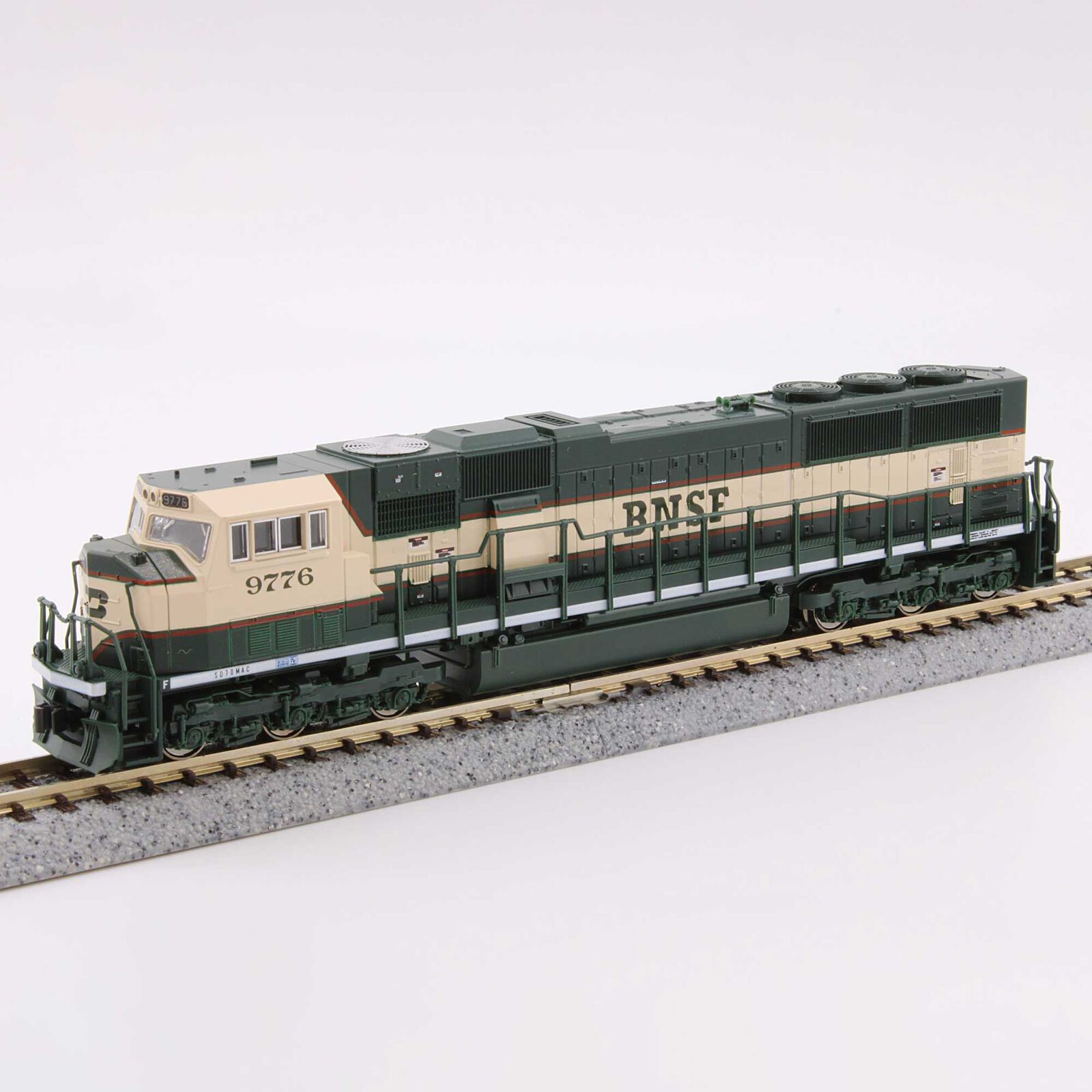 (N) SD70MAC BNSF (Executive Paint Scheme) #9779 w/ Preinstalled DCC