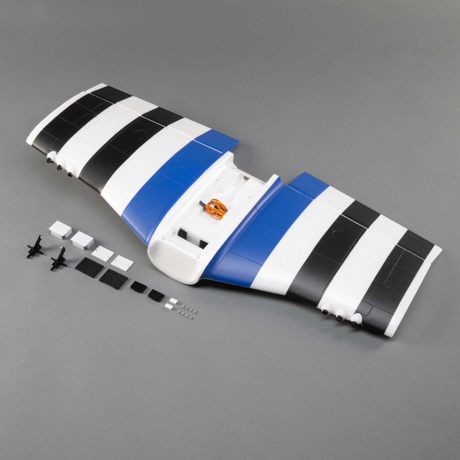 Center Main Wing: P-51D 1.5m Mustang - SCRATCH & DENT