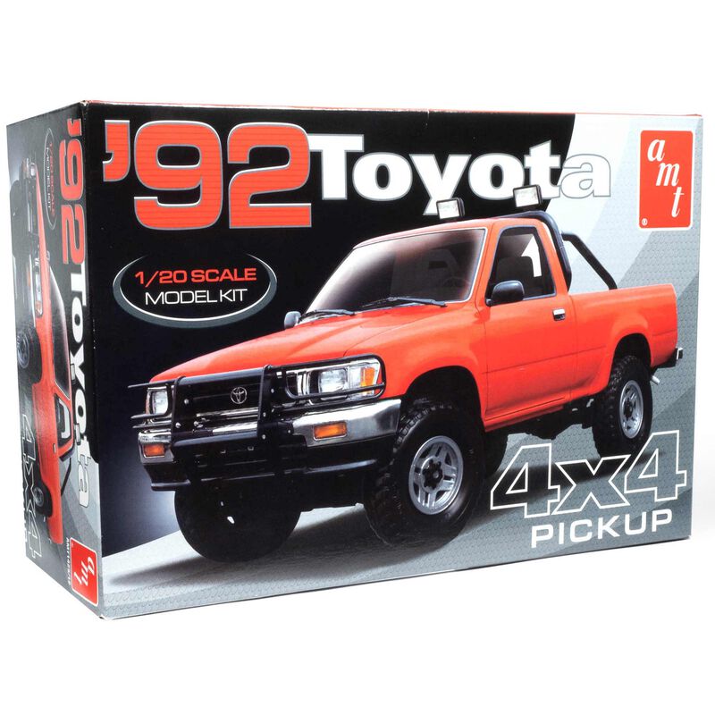 1/20 1992 Toyota 4x4 Pickup Model Kit