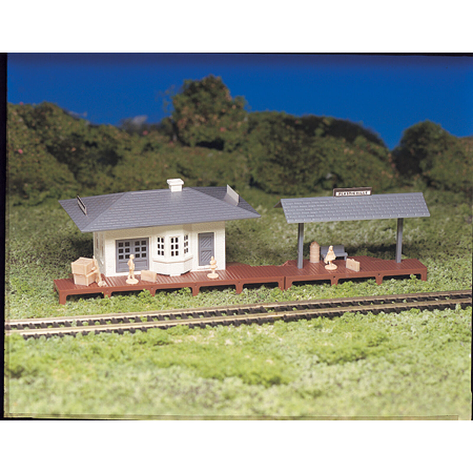 HO Snap KIT Suburban Station