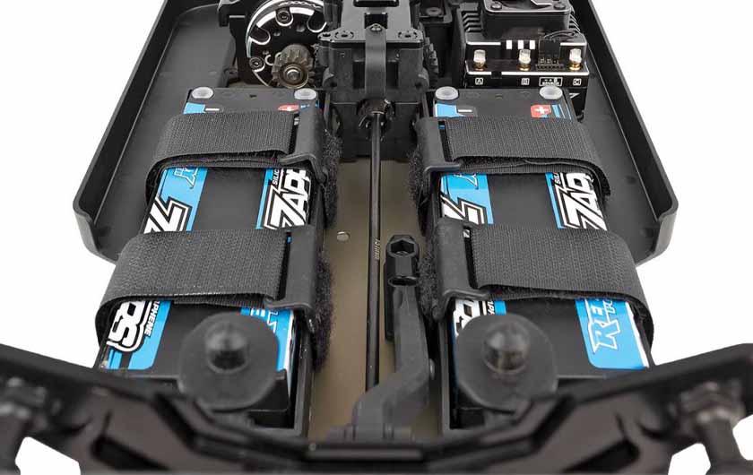 Chassis layout features double battery configuration