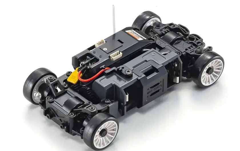 Rear suspension is made up of a single strut